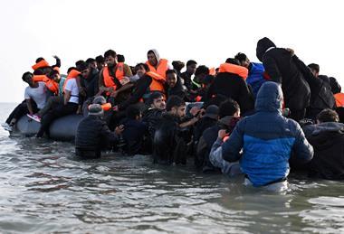 2026-05-23T120346Z_993275001_RC2TELA9YAAF_RTRMADP_3_EUROPE-MIGRATION-FRANCE-BRITAIN