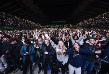 Flame, crowd
