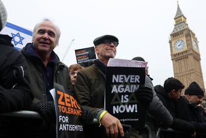 2023-11-26T151658Z_252205524_RC23L4AIK37J_RTRMADP_3_ISRAEL-PALESTINIANS-BRITAIN-PROTEST