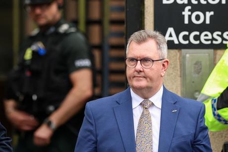 2026-06-19T143926Z_1833648608_RC22XLACAJWI_RTRMADP_3_NIRELAND-POLITICS-DONALDSON