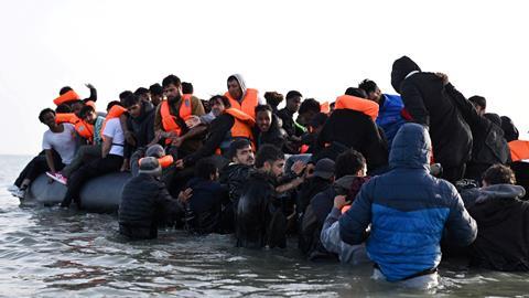 2026-05-23T120346Z_993275001_RC2TELA9YAAF_RTRMADP_3_EUROPE-MIGRATION-FRANCE-BRITAIN