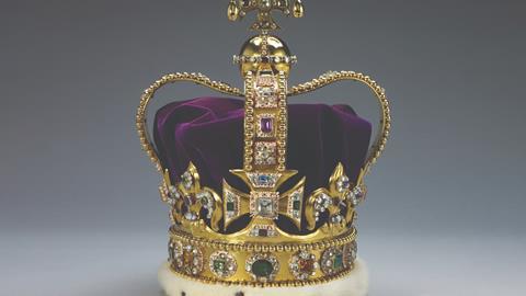 31700 St Edward's Crown