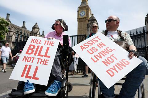 2025-06-20T115455Z_1046295760_RC2B6FA535NT_RTRMADP_3_BRITAIN-ASSISTED-DYING