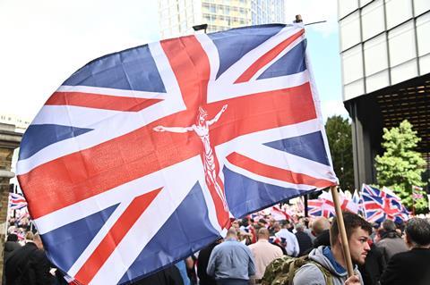 2025-09-13T000000Z_965185053_MT1NURPHO000YHD0D3_RTRMADP_3_ENGLAND-PROTEST