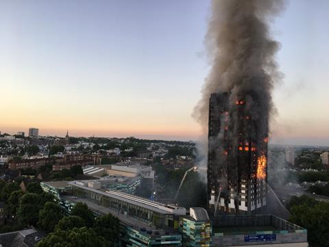 Grenfell_Tower_fire_(wider_view)