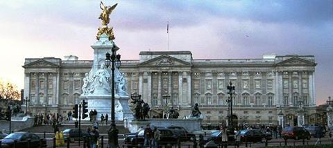 buckingham-palace-main