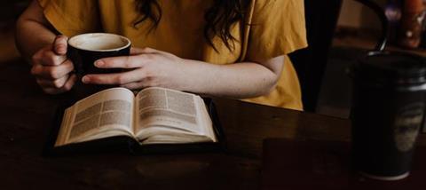 cup-of-tea-and-bible