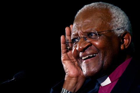 2021-12-26T093315Z_879888565_RC2EM47AQATX_RTRMADP_3_PEOPLE-DESMOND-TUTU